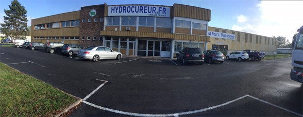Bâtiment Hydrocureur
